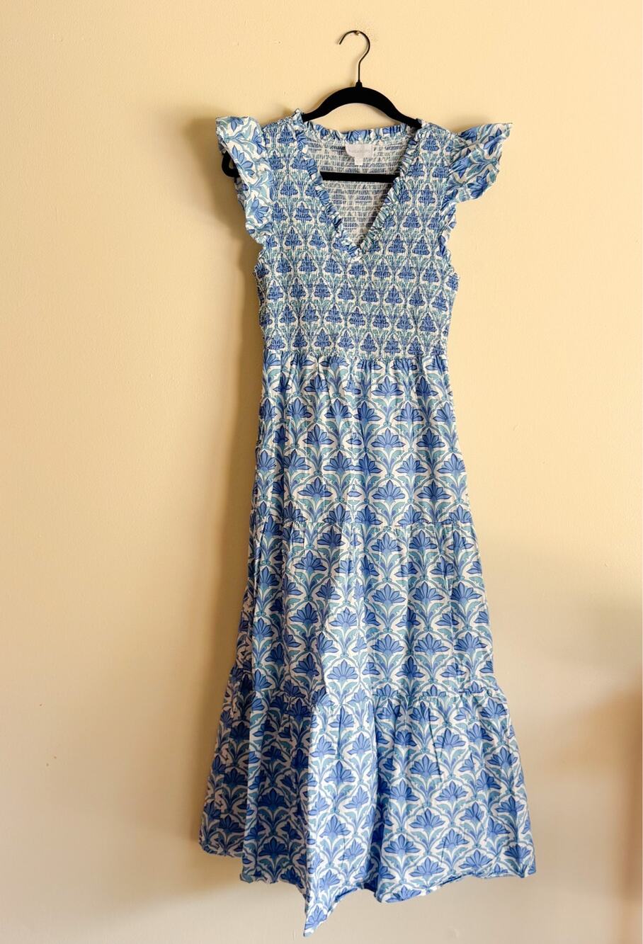 Sugar Lips Blue + White Geo Sunfire Elyse Tiered Cap Sleeve Midi Dress Medium